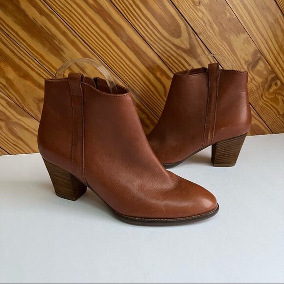 Madewell Billie Ankle Bootie - Picture 7 of 7